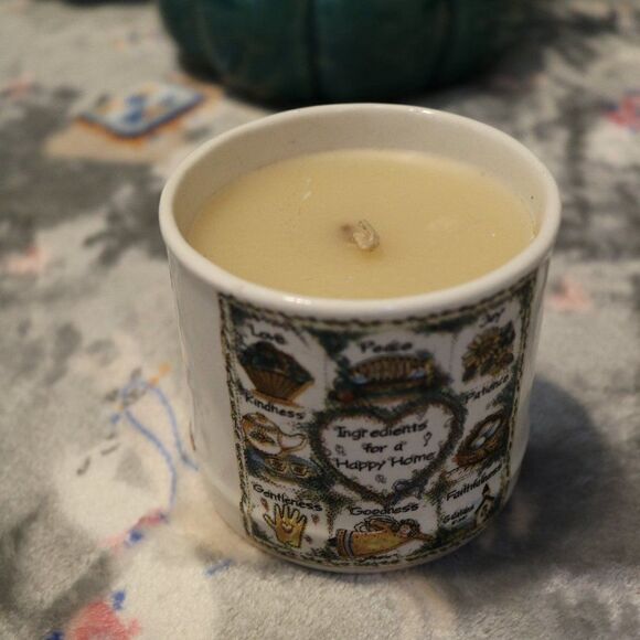 Mostly Memories Candle Box Set - Picture 4 of 9